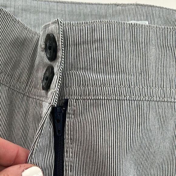 Charter Club Gray Pinstripe Cropped Cotton Blend Pants Size 8 - Picture 5 of 13
